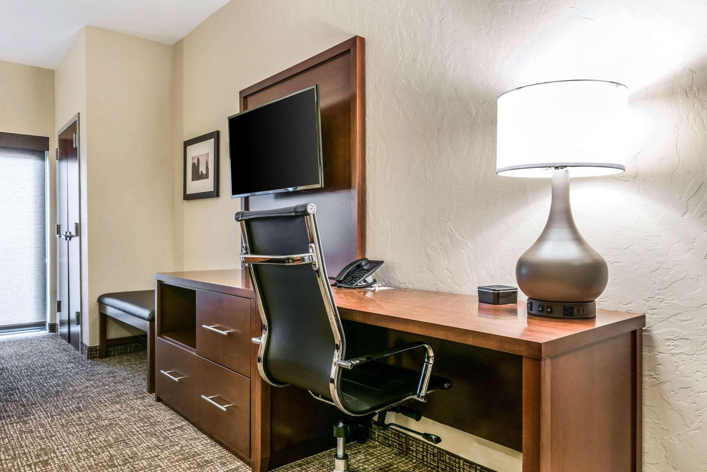 Comfort Suites Florence - Cincinnati South Esterno foto