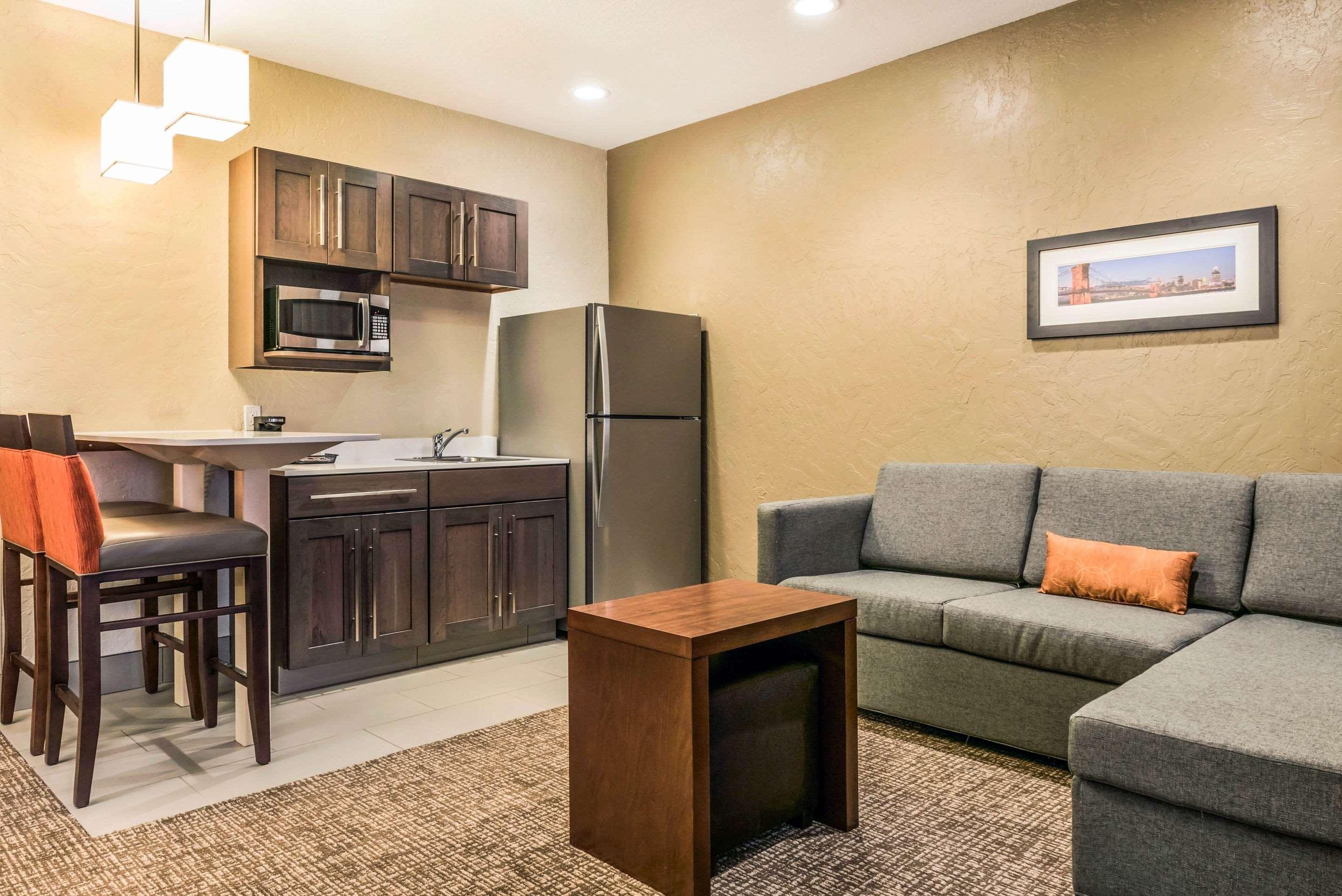 Comfort Suites Florence - Cincinnati South Esterno foto