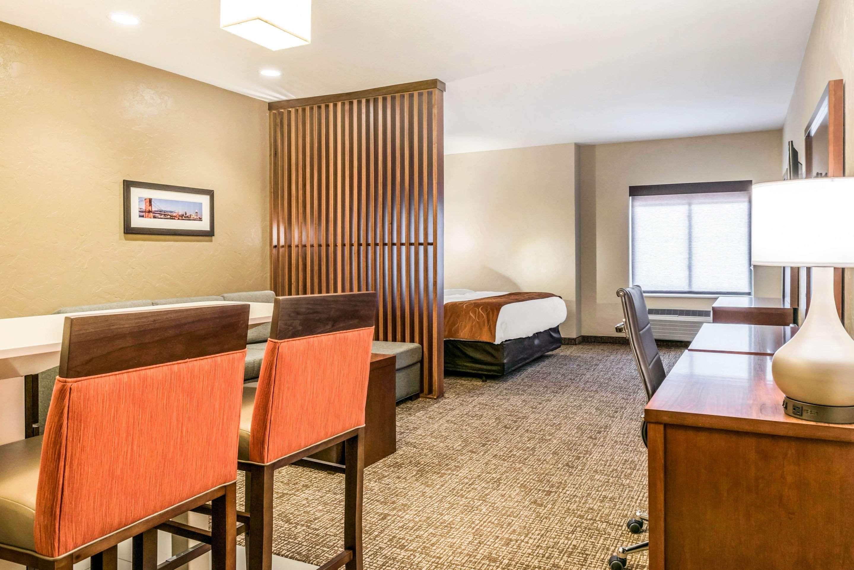 Comfort Suites Florence - Cincinnati South Esterno foto