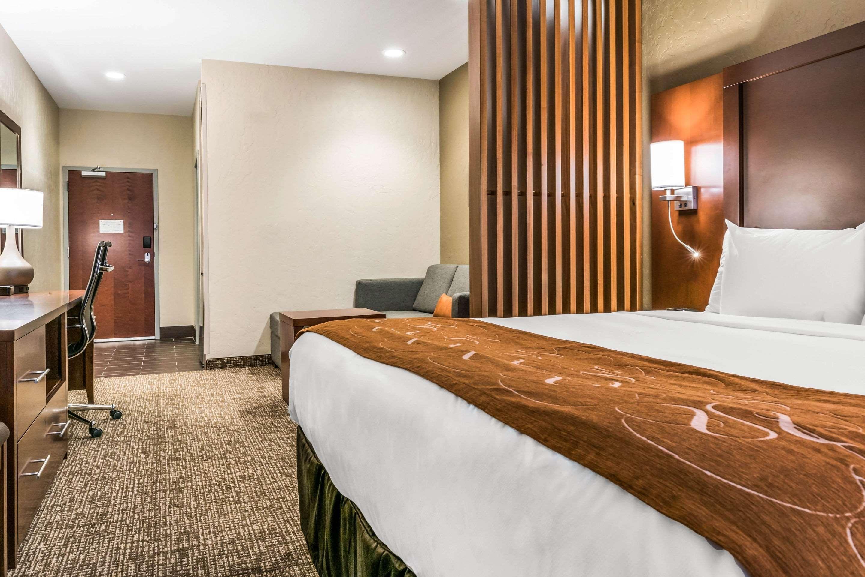Comfort Suites Florence - Cincinnati South Esterno foto